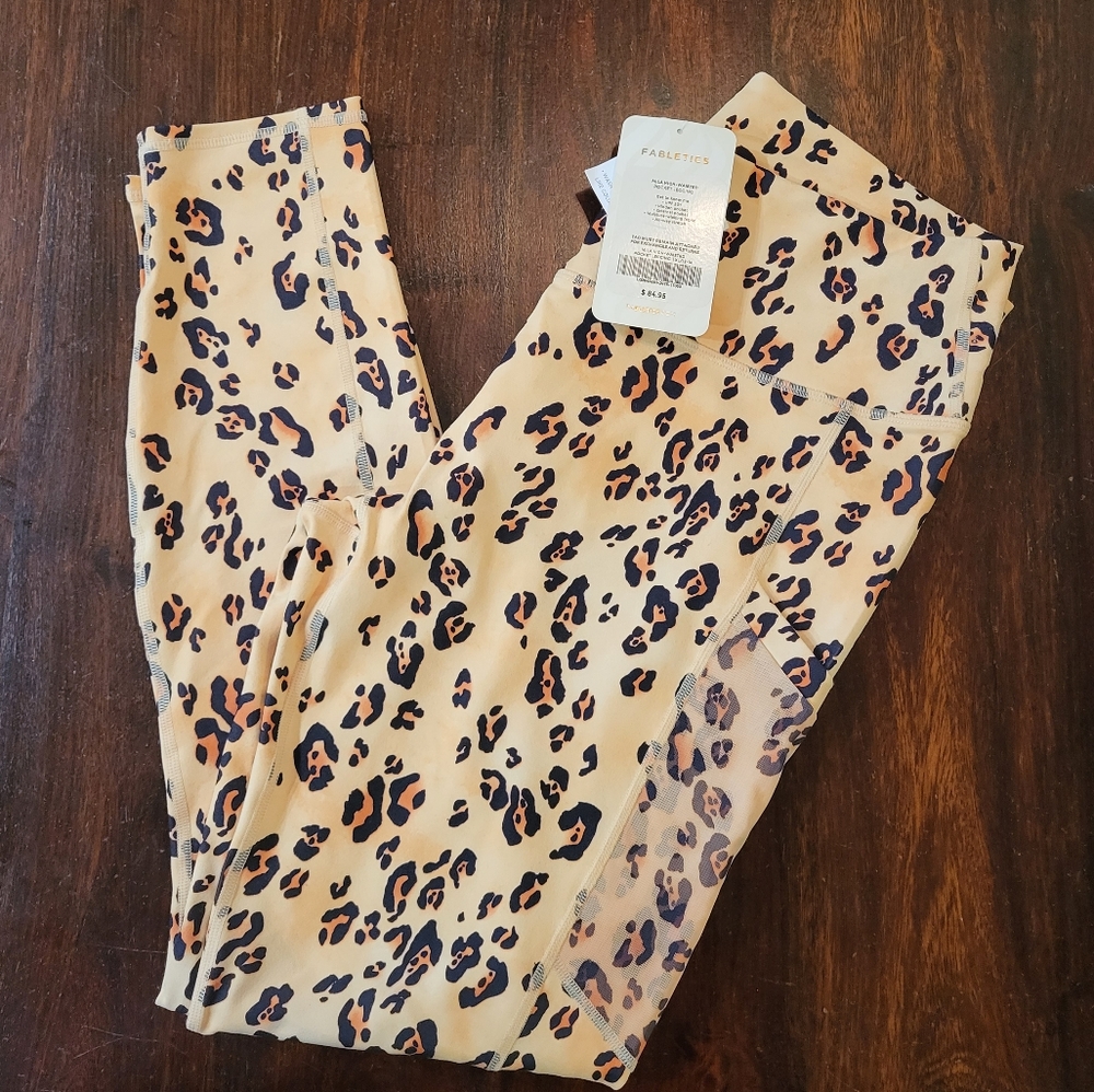 Fabletics Mila High-Waisted Pocket Legging, XL. NWT